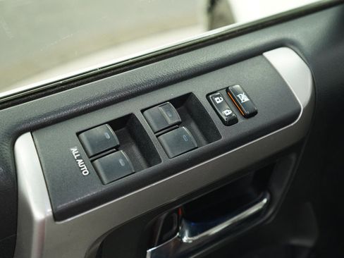 Used 2017 Toyota 4Runner Limited image 18