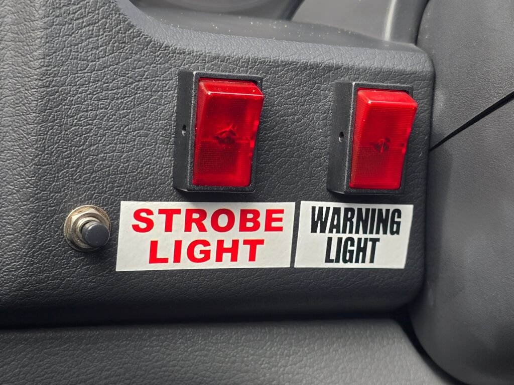 Used 2011 Dodge Dakota Big Horn w/ Skid Plate Group AWD/4WD image 29