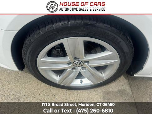 Used 2015 Volkswagen CC Sport image 22