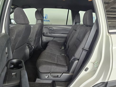 Used 2022 Honda Pilot Sport image 20