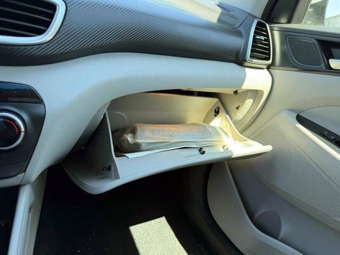 Used 2019 Hyundai Tucson Value AWD/4WD image 28
