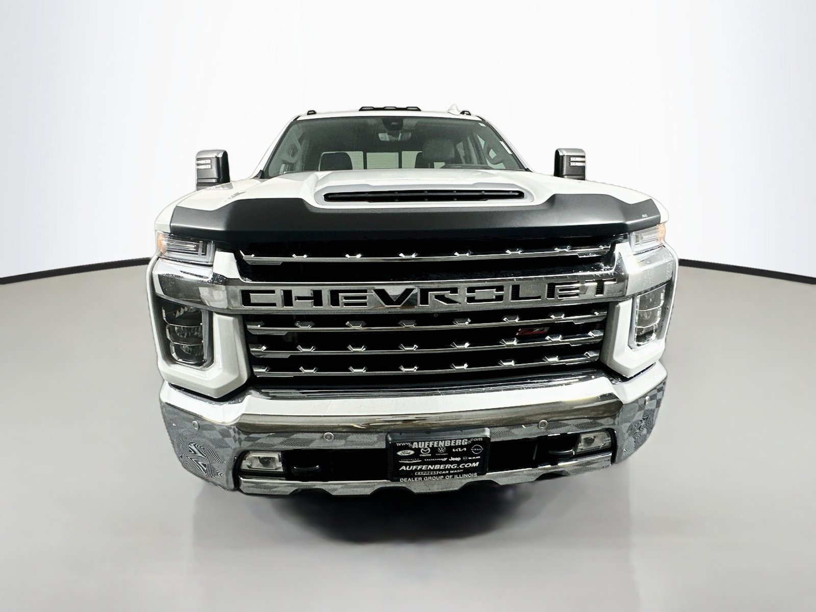 Used 2020 Chevrolet Silverado 3500 LTZ w/ LTZ Premium Package AWD/4WD image 2