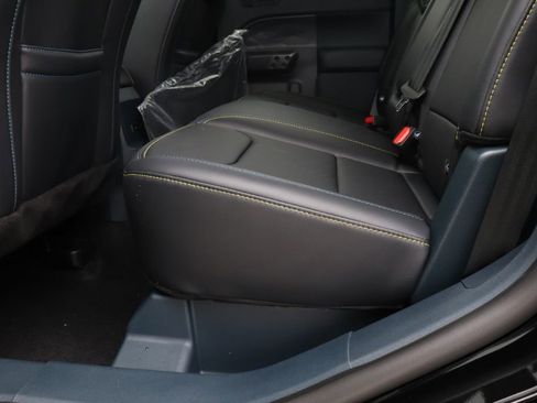 New 2026 Ford Maverick Lobo image 38