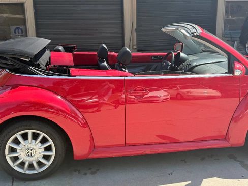 Used 2004 Volkswagen Beetle GLS FWD image 21