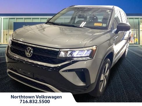 Used 2024 Volkswagen Taos S AWD/4WD image 1
