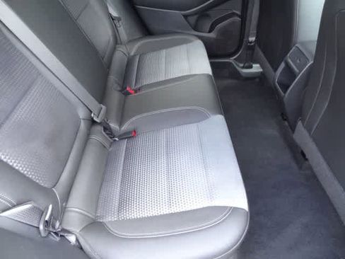 Used 2025 Chevrolet Trax LT image 9