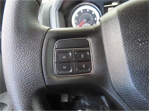 Used 2015 RAM 1500 Express image 10