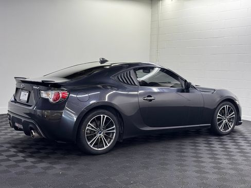 Used 2015 Subaru BRZ Limited w/ Popular Package #1A RWD image 2