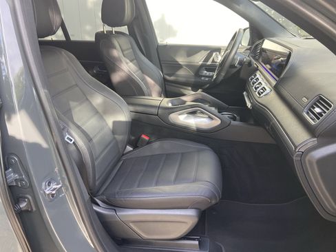 Certified 2025 Mercedes-Benz GLE 580 4MATIC image 54