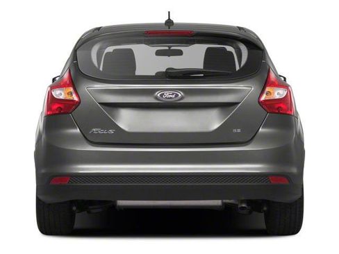 Used 2013 Ford Focus SE FWD image 5