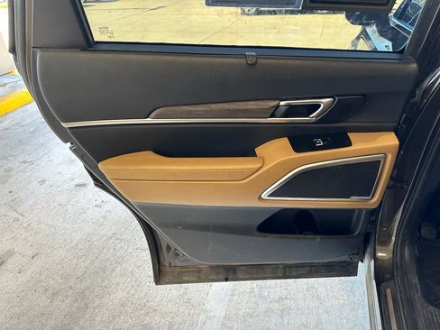 Used 2021 Kia Telluride SX image 29