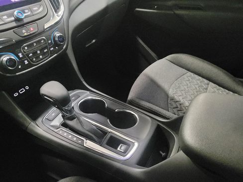 Used 2024 Chevrolet Equinox LT AWD/4WD image 26