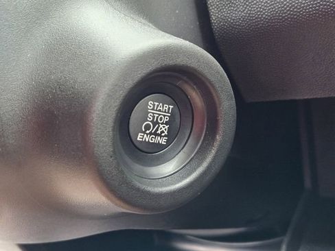 Used 2025 RAM ProMaster 2500 image 22