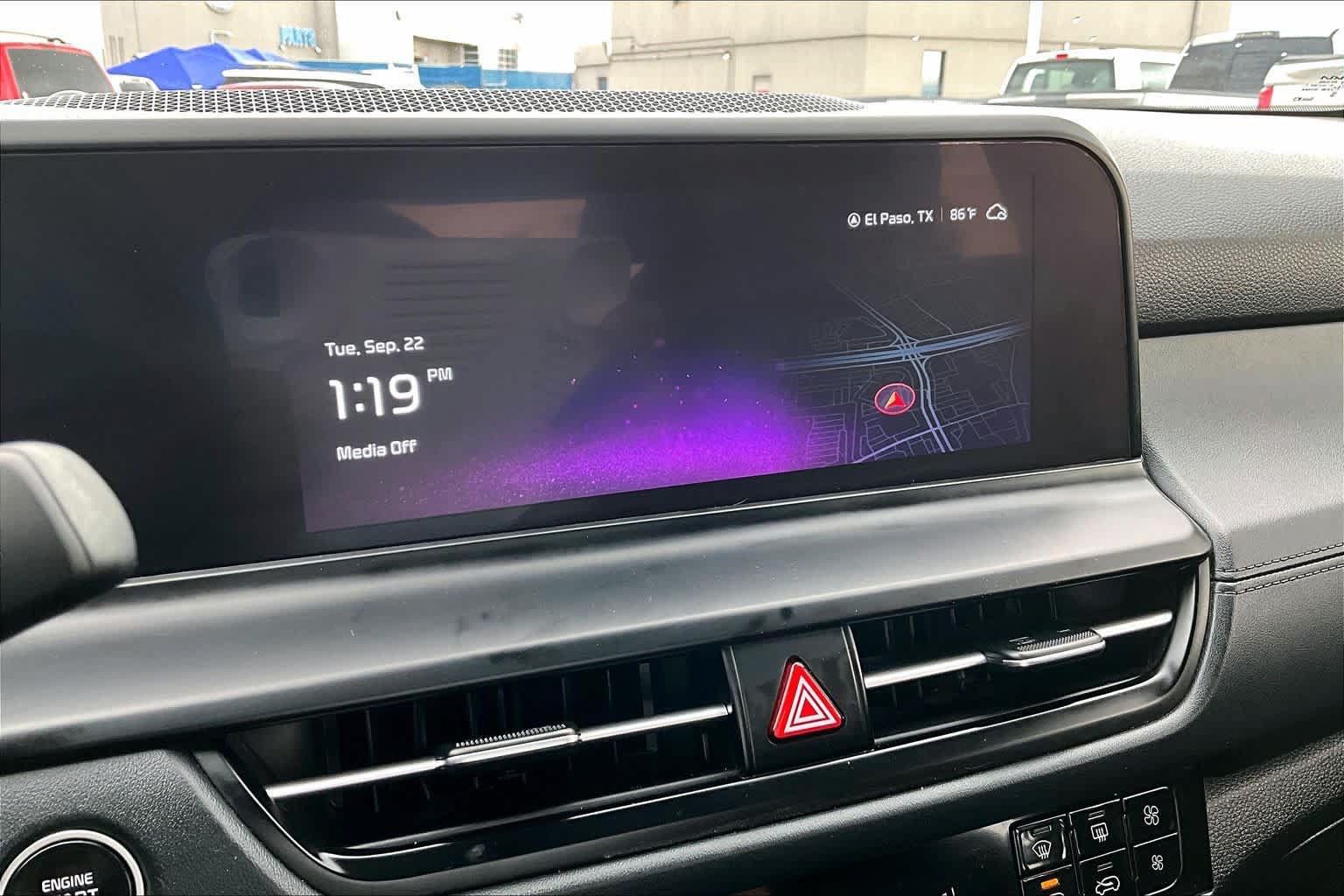 Used 2025 Kia Seltos EX FWD image 31