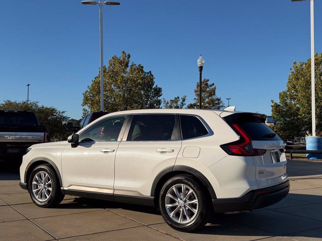 Used 2024 Honda CR-V EX-L image 8