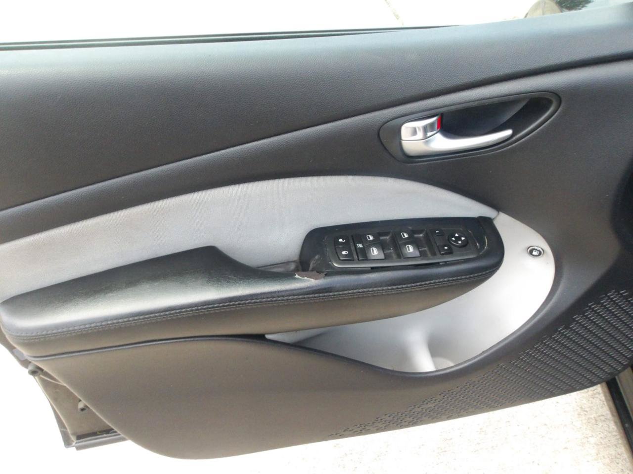 Used 2014 Dodge Dart SXT w/ Rallye Appearance Group FWD image 18