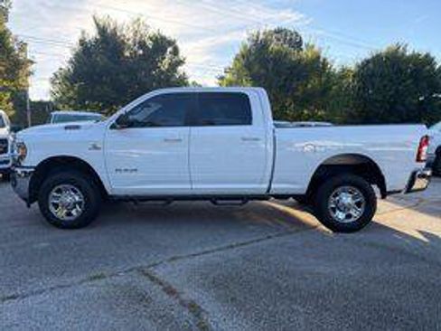 Used 2022 RAM 2500 Big Horn w/ Cold Weather Group AWD/4WD image 8