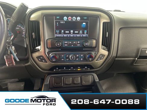 Used 2018 Chevrolet Silverado 1500 High Country AWD/4WD image 16