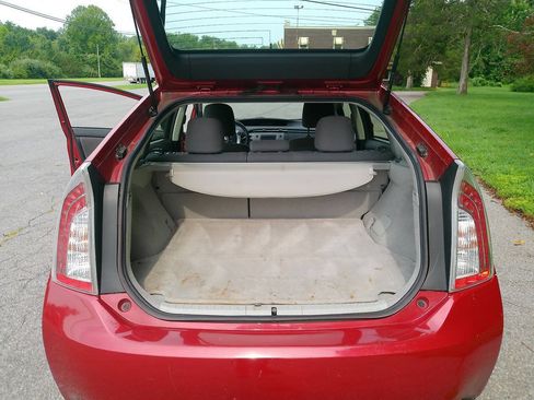 Used 2015 Toyota Prius Two FWD image 12