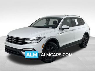Used 2024 Volkswagen Tiguan SE video 1