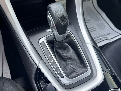 Used 2013 Ford Fusion SE image 39