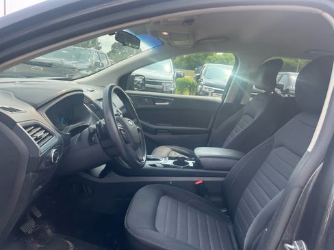 Used 2017 Ford Edge SE AWD/4WD image 5