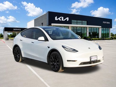 Used 2020 Tesla Model Y Long Range AWD/4WD image 3
