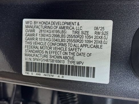 Used 2025 Honda Pilot Elite image 40
