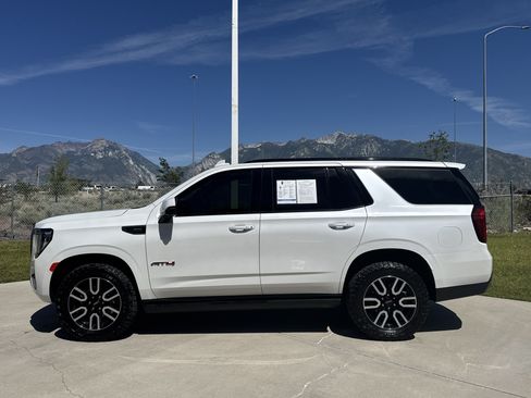 Used 2023 GMC Yukon AT4 w/ AT4 Premium Package AWD/4WD image 2