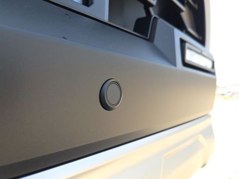 Used 2025 Toyota 4Runner Trailhunter image 17