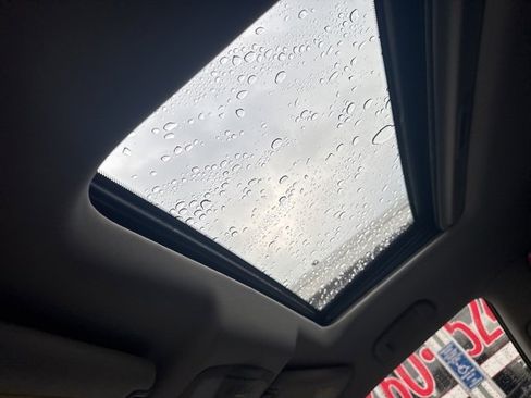 Used 2013 INFINITI QX56 4WD w/ Deluxe Touring Pkg image 25