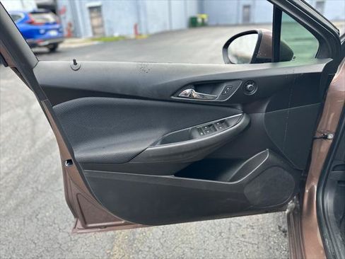Used 2019 Chevrolet Cruze LS w/ LS Convenience Package FWD image 13