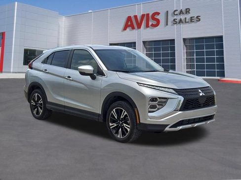 Used 2025 Mitsubishi Eclipse Cross SE AWD/4WD image 3
