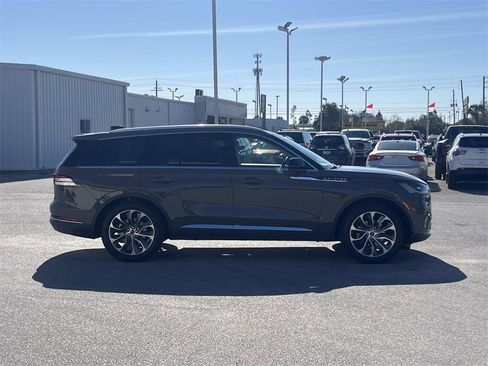 New 2026 Lincoln Aviator Reserve w/ Luxury Package image 6