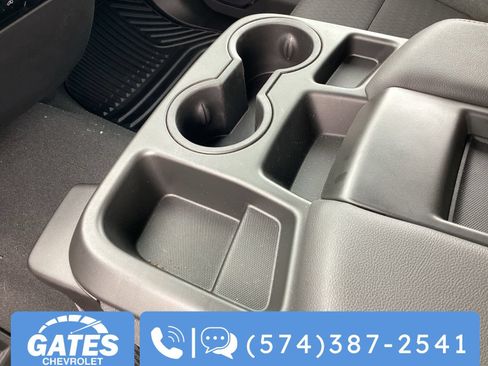 Used 2025 Chevrolet Silverado 1500 LT AWD/4WD image 30