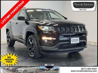 Used 2021 Jeep Compass Latitude image 1
