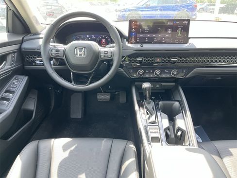 New 2025 Honda Accord EX-L image 11