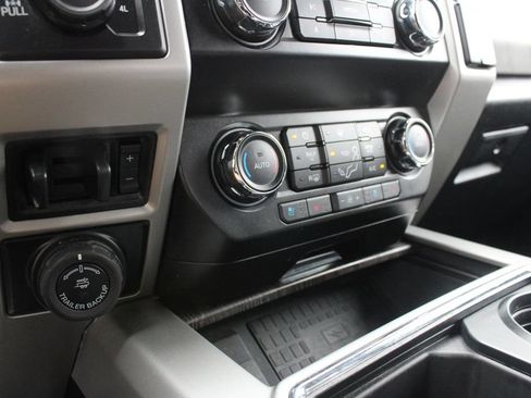 Used 2021 Ford F250 Lariat AWD/4WD image 18