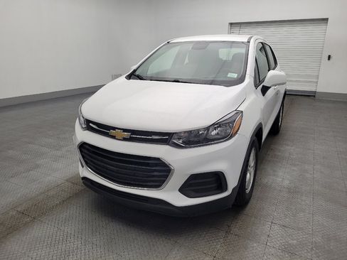 Used 2020 Chevrolet Trax LS image 15