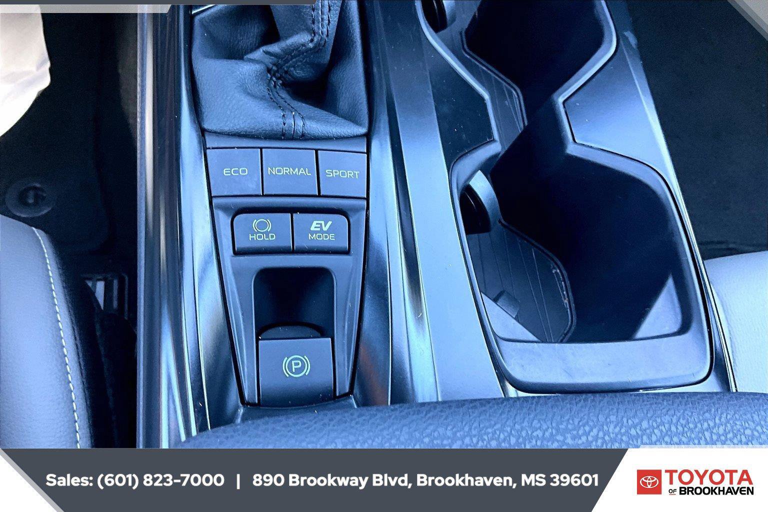 Used 2026 Toyota Camry SE w/ Convenience Package FWD image 22
