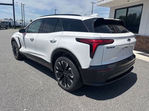 Used 2025 Chevrolet Blazer EV RS RWD image 5