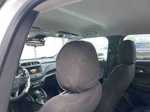 Used 2023 Chevrolet TrailBlazer LT AWD/4WD image 31