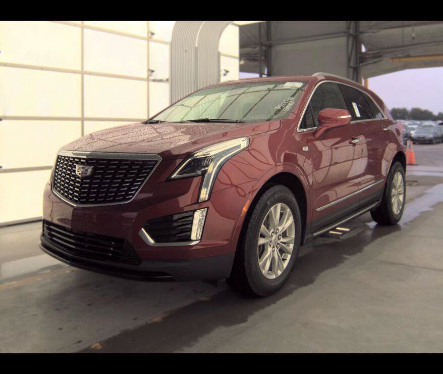 Used 2023 Cadillac XT5 Luxury FWD image 2