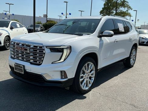 Used 2024 GMC Acadia Denali w/ Super Cruise Package AWD/4WD image 7