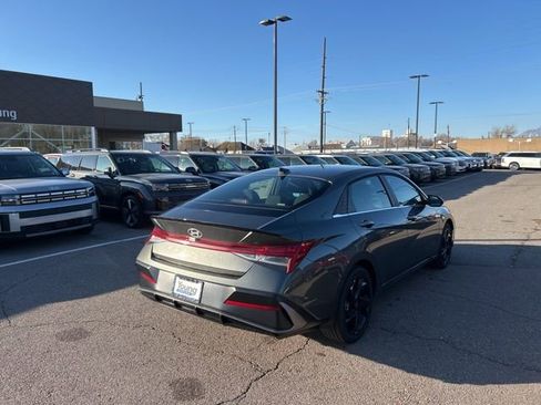 New 2026 Hyundai Elantra SEL Sport image 5