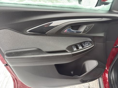 Used 2023 Chevrolet TrailBlazer LT w/ Convenience Package image 12