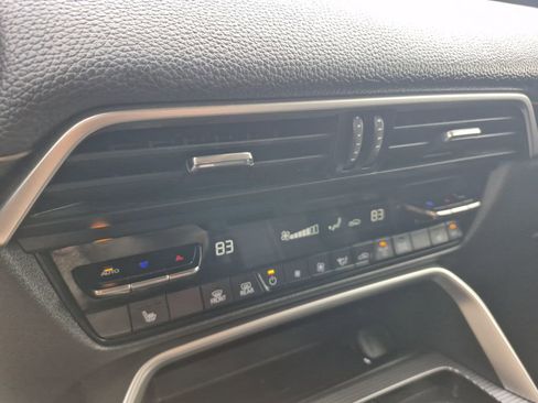 Used 2024 MAZDA CX-90 3.3 Turbo w/ Premium Package image 24