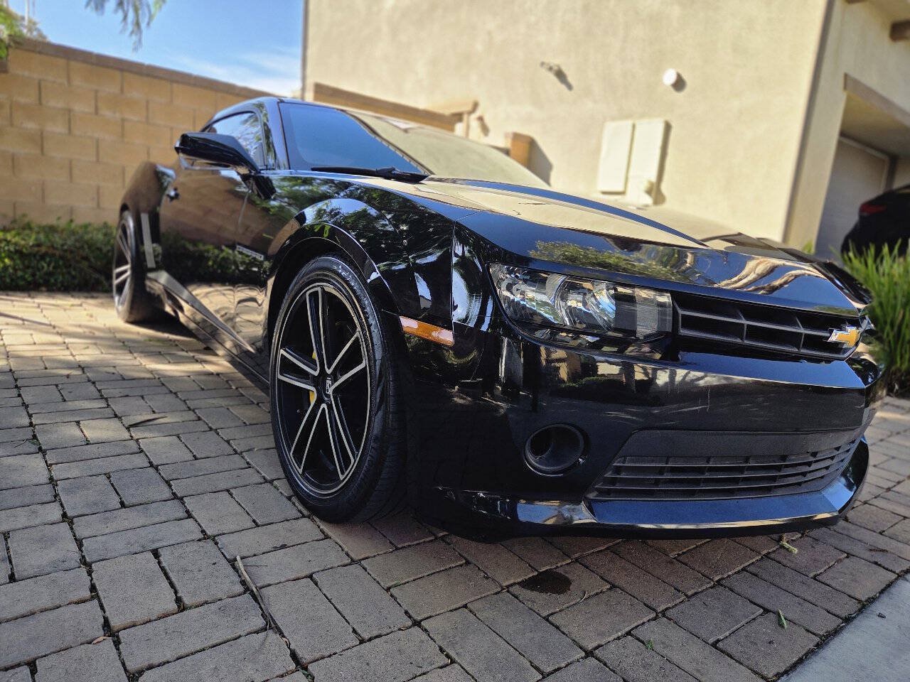 Used 2015 Chevrolet Camaro LS RWD image 12