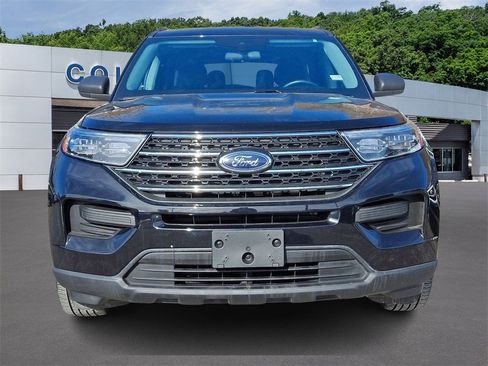 Certified 2023 Ford Explorer XLT image 2