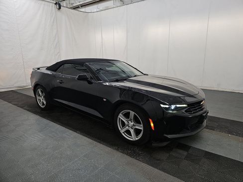 Used 2020 Chevrolet Camaro LT image 4